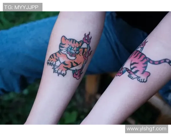 足球明星身上的虎纹身艺术揭秘与背后的故事分享